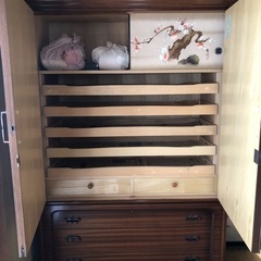 着物用タンスの画像