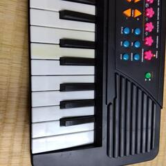 コンパクトピアノの画像