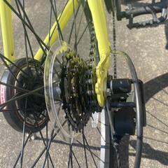 クロスバイク チェーン ライト付きの画像