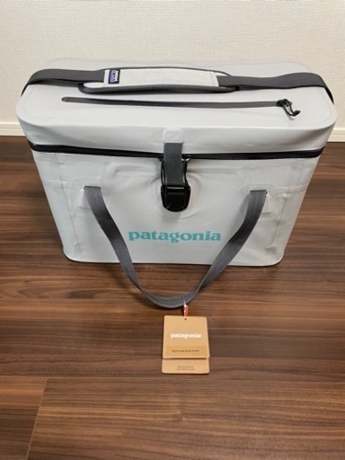 新品 Patagonia Stormsurge Great Divider バッグ　フィッシングバッグ　カメラバッグ