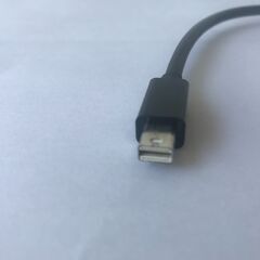 Thunderbolt VGA アダプタの画像