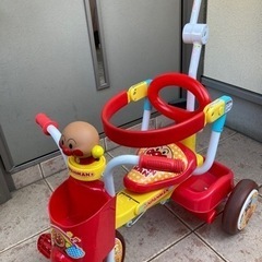 お値下げしました！アンパンマン　三輪車の画像