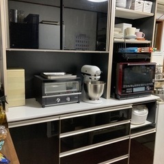 万能食器棚