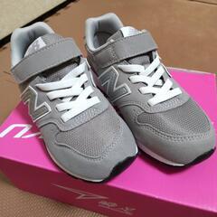 ニューバランス スニーカー 19cm