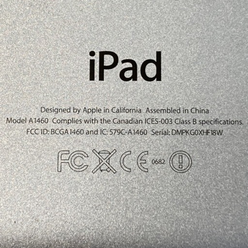 i Pad第4世代Wi-Fi+Cellularモデル 専用ケース付