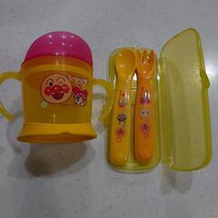 アンパンマンお食事セット&ミッキーのフードカッターの画像