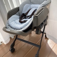 combi ハイローチェアの画像