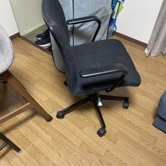 【無料】問題なく使用出来ます。 デスクチェアの画像
