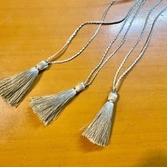【終了】正絹の糸　欲しいだけあげます　タッセル・組紐・刺繍糸・絹糸の画像