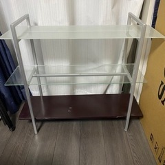 ガラス棚の画像