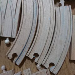 BRIO 落書きありの画像