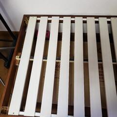 【受け渡し決定！】ベッドフレーム(マットレス、カバーもお付けします)の画像