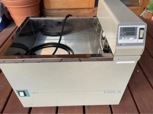 （受付中）定価30万　トーマス科学器械社製　高精度低温恒温槽　T-22LA＠格安１台のみ