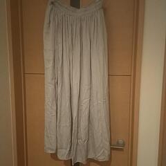 決定しました→ユニクロ　ロングスカート