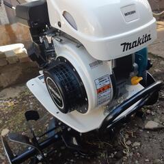 発送不可・手渡しのみ　1回のみ使用　耕運機　マキタ　管理機　家庭用　耕うん機の画像