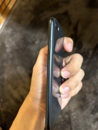 iPhone SE(第二世代) ブラック　64GB SIMフリー　使用品
