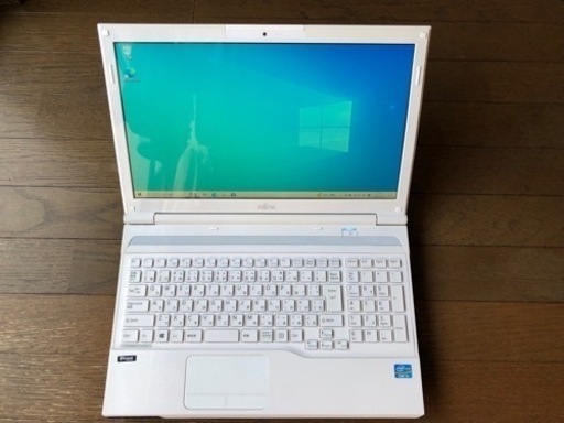 受け渡し予定者決定【快速美品】《Core i7/メモリ16GB/SSD512GB》FUJITSU LIFEBOOK AH45/K FMVA45KW2
