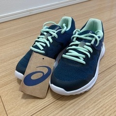【新品未使用】asics レーザービーム20.5cm