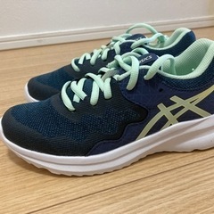 【新品未使用】asics レーザービーム20.5cmの画像