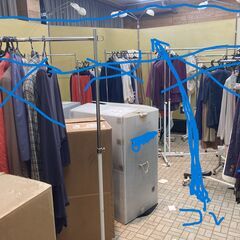 画廊・個展　展示用パネル　絵画にあてるライト付き