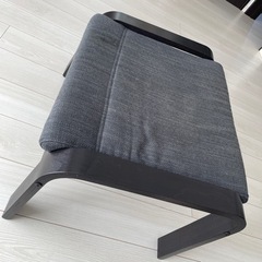 IKEA ポエング　オットマン　スツールの画像