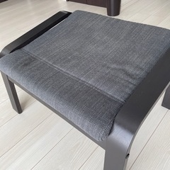 IKEA ポエング　オットマン　スツールの画像