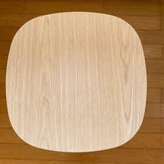 IKEA ウッドスツールの画像