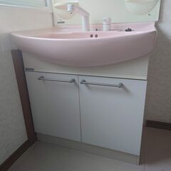 洗面台　クリナップ　幅750　伸縮上下シャワー水栓　ミラーキャビネット付きの画像