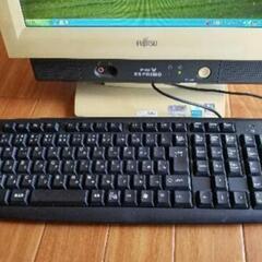テレビ(ｼﾞｬﾝｸ)/FUJITSUﾃﾞｨｽｸﾄｯﾌﾟPCの2点の画像