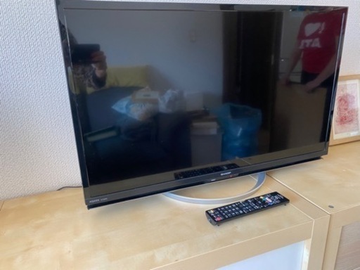 シャープ32型　YouTube Netflix 付き