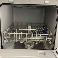 2020年製　アイリスオーヤマ　食器洗い乾燥機　ISHT-5000-Wの画像