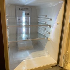 冷蔵庫 Panasonic NR-B146W 一人暮らし 冷凍室アリの画像