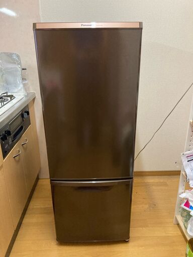 冷蔵庫 パナソニックNR-B177W　（2015年製）