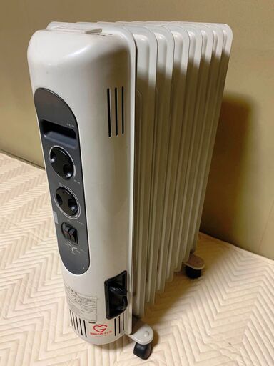 ★CCP オイルヒーター ホワイト R-812H 国内メーカー製造