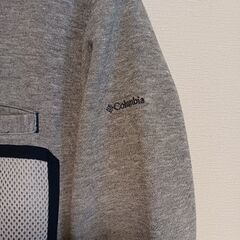 コロンビア　ロングTシャツ未使用の画像
