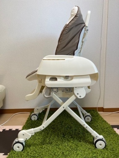 コンビ　ネムリラ　電動ハイローチェア