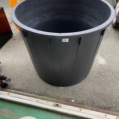 大きいバケツ黒