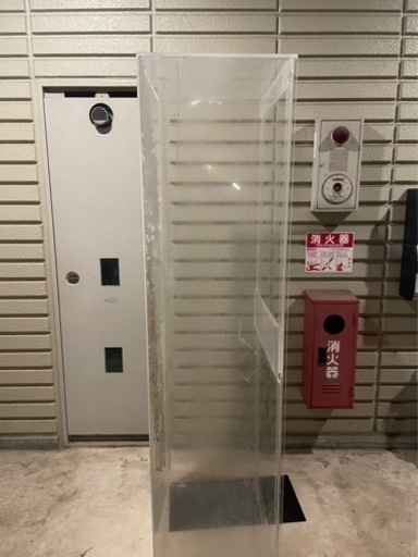 アクリル水槽1800×600×450 クラックあり