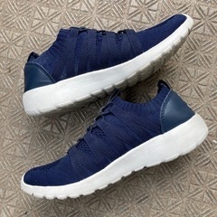 完了)MOZ スニーカー 23cm ネイビーの画像