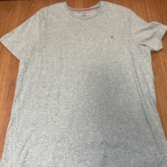 美品　トミーヒルフィガーのTシャツの画像