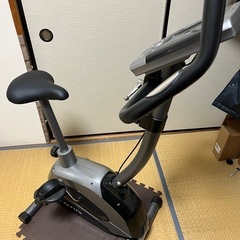エアロバイク　エクササイズ　ダイエット