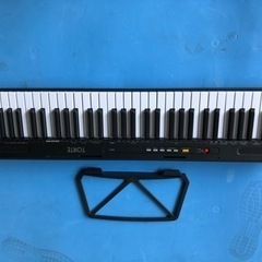 電子ピアノ/ キーボード鍵盤の画像