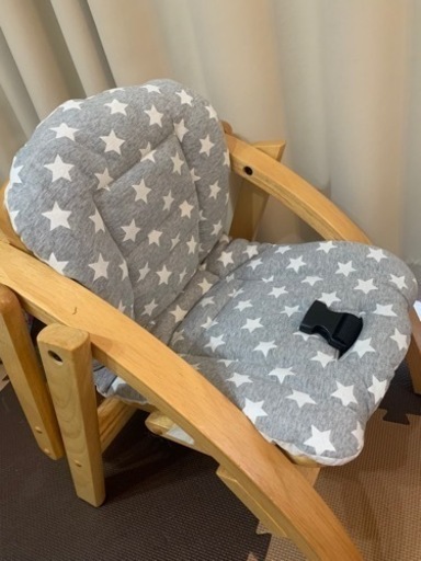 【値下げ】木製ローチェア　クッション付　子供椅子