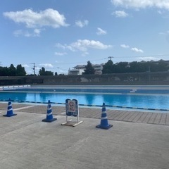 石垣市中央運動公園プール監視員