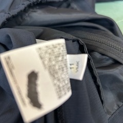 ユニクロ男児メッシュパーカーの画像