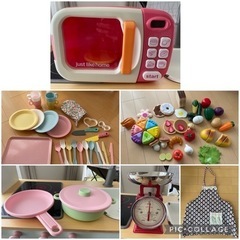 【お話し中】お値下げOK！IKEAおままごとキッチンduktig (ペイント済み)の画像