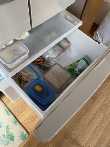 シャープ　冷蔵庫　SJ -XF44W -N 4月23日からオッケー