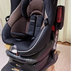 COMBIチャイルドシートの画像