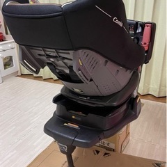 COMBIチャイルドシートの画像