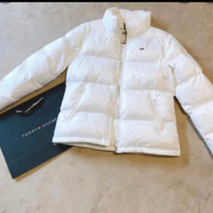 TOMMY ダウン 白